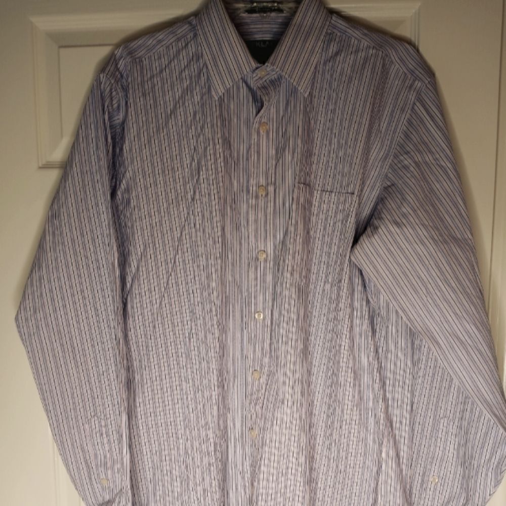 Kirkland Signature 16 1/2-36 Men's Dress ShirtNon-Iron100%Cotton Lslvs Button Up